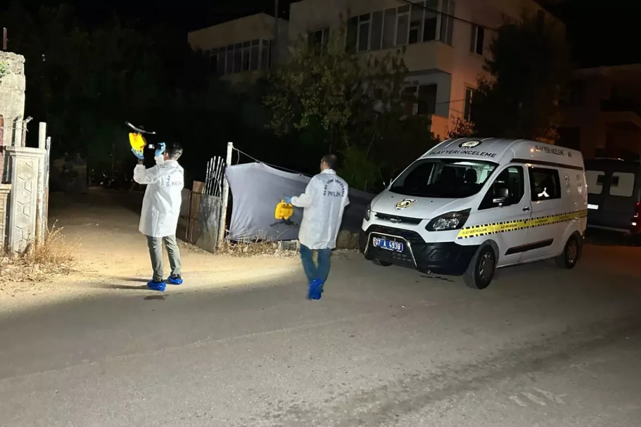 Bahçede otururken yorgun mermiyle hayatını kaybetti