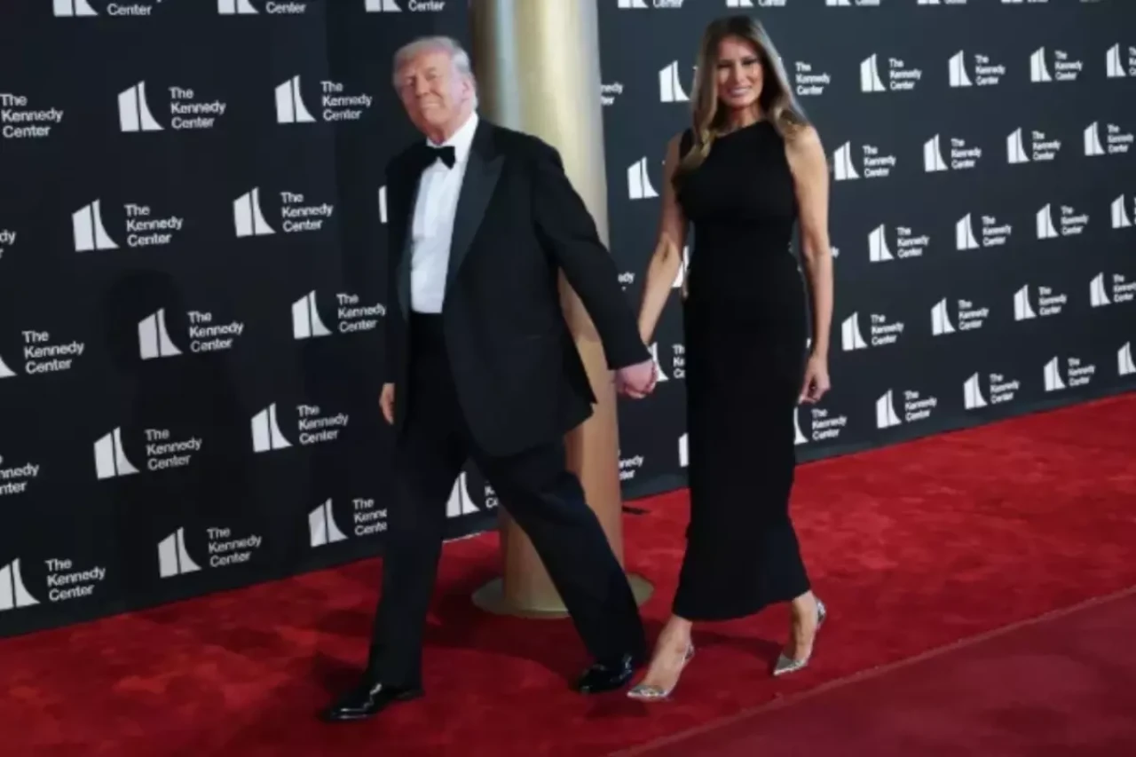 Trump'a tiyatroda soğuk duş: Oyuncular sahneye çıkmayı reddetti