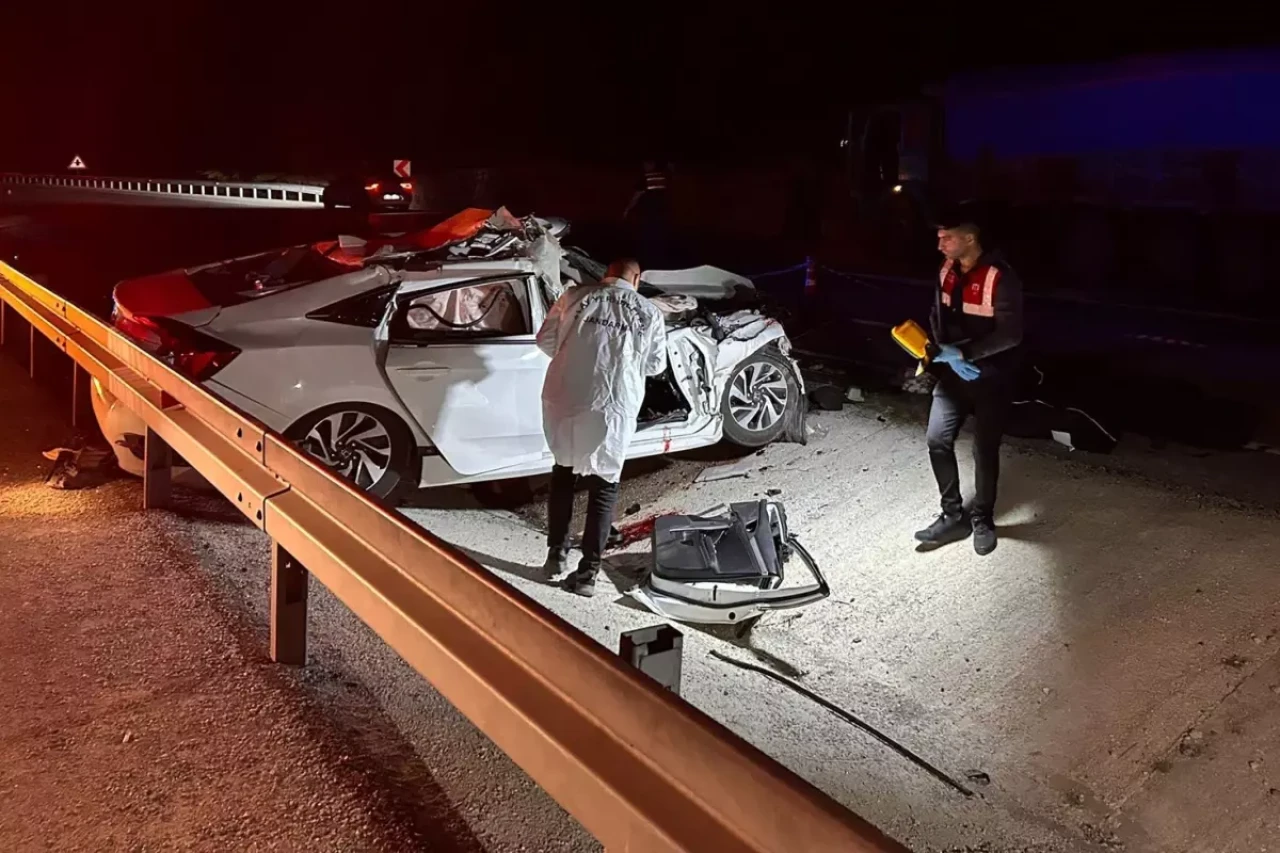 Bayram tatili kazayla başladı, 2 kişi hayatını kaybetti