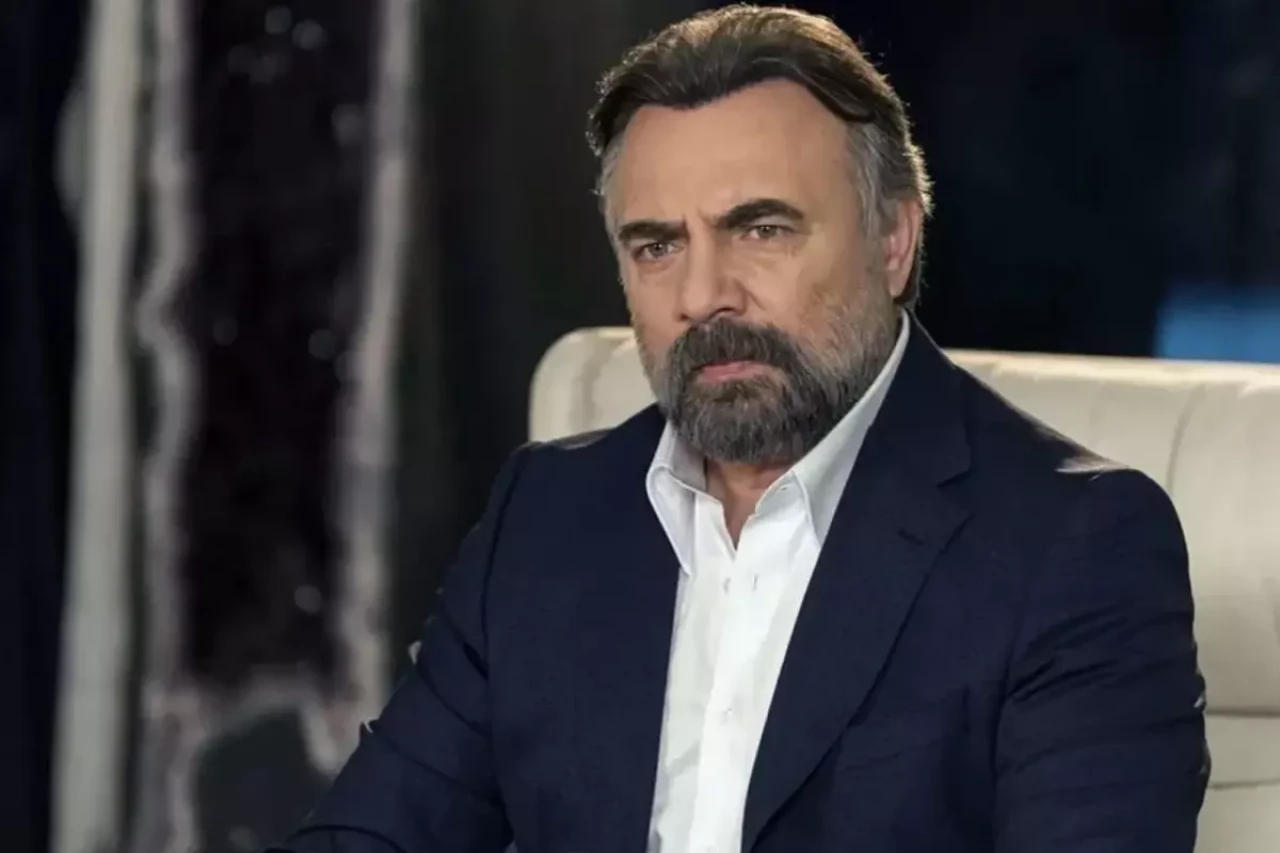 Oktay Kaynarca'dan dolandırıcılara sert çıkış: "Bizim kendi dolandırıcımız var geri zekâlılar!"