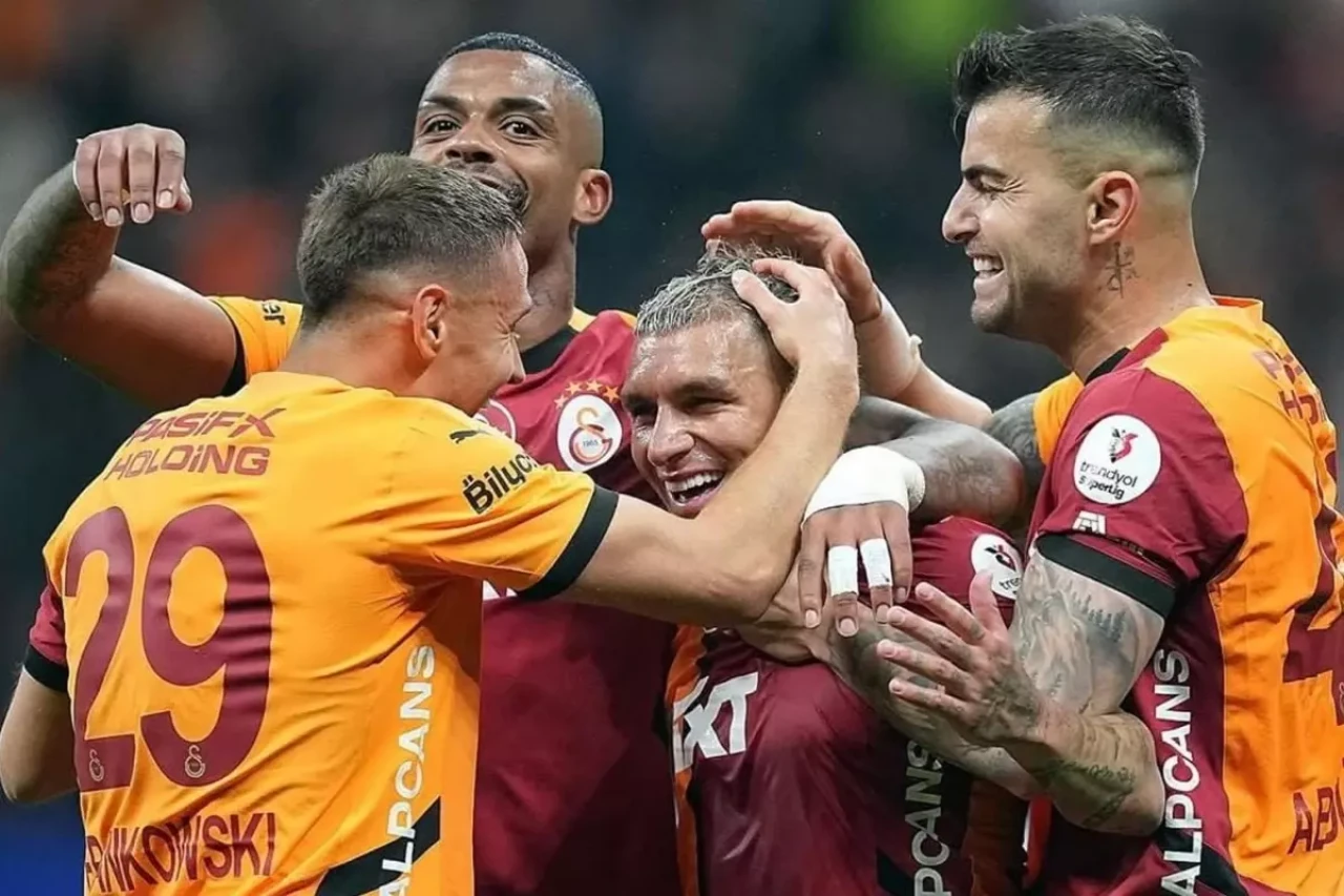 Galatasaray’da Frankowski ayrılığı kapıda!