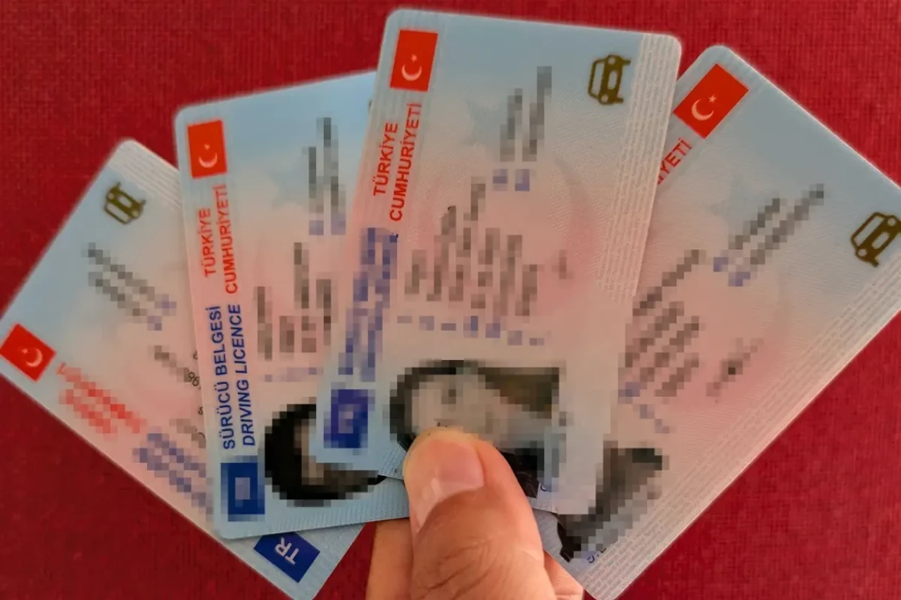 3 milyon ehliyet çöp olacak! Sürücüler dikkat, 10 gün kaldı