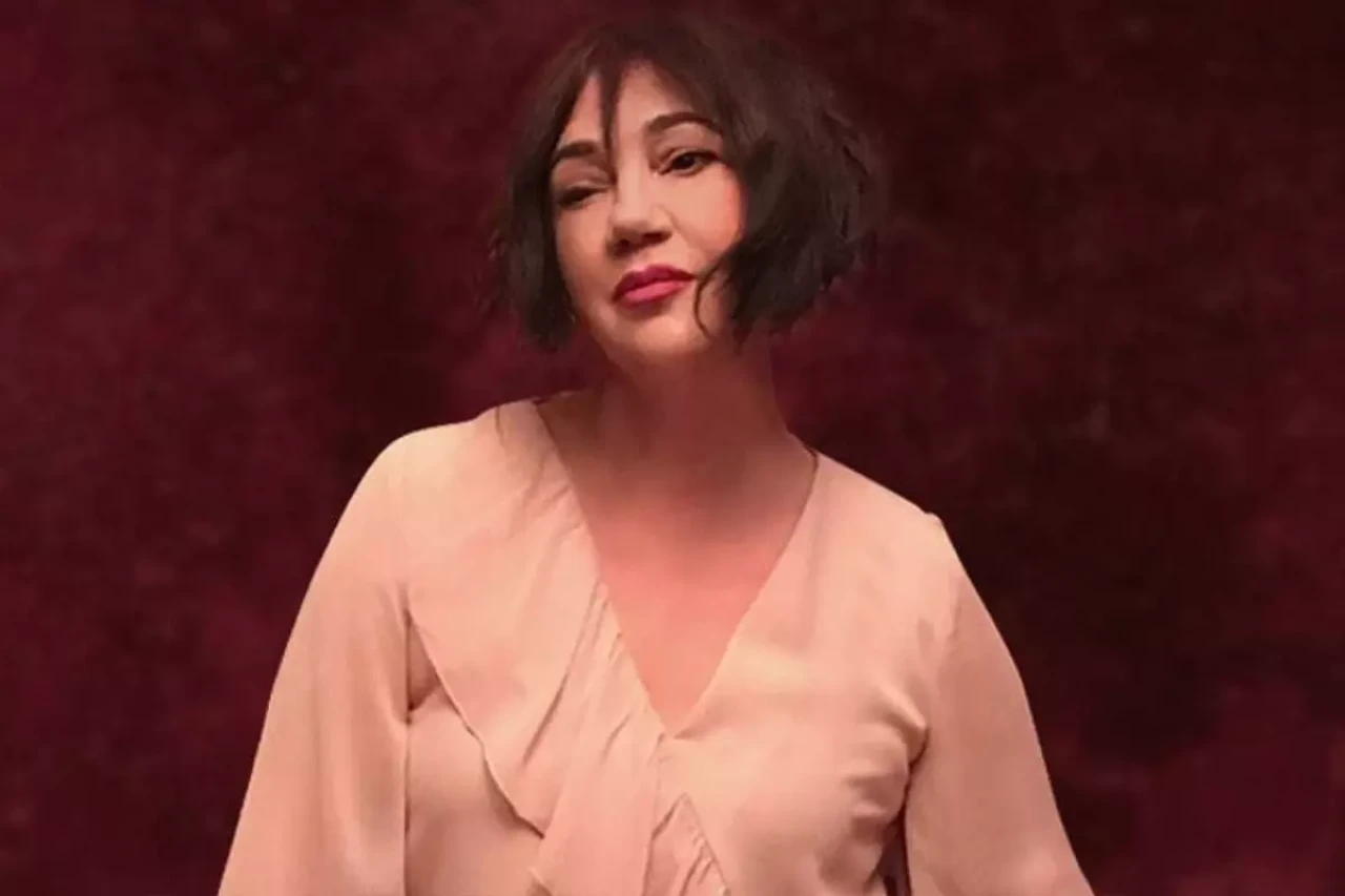 Türk pop müziğinin divası Nazan Öncel, apar topar hastaneye kaldırıldı