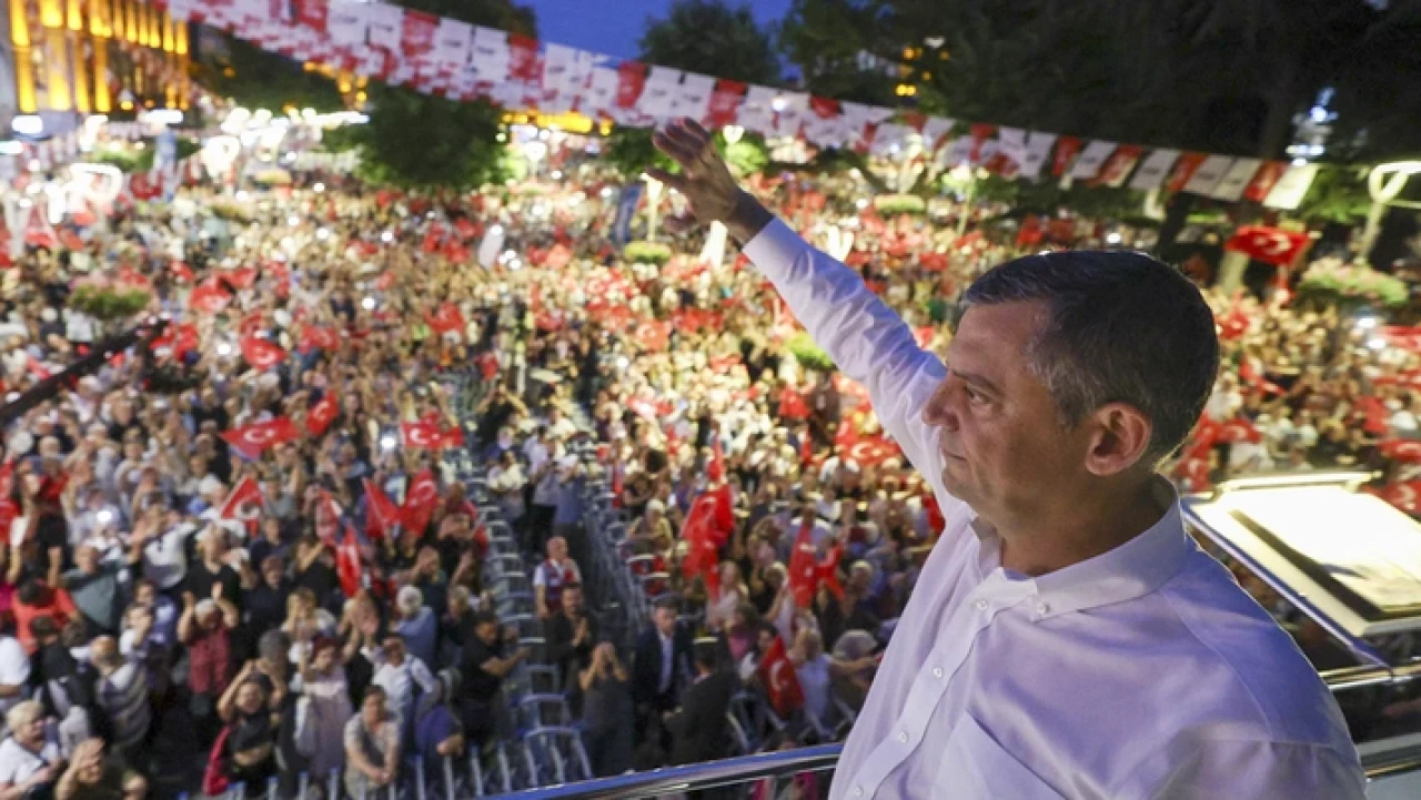 Özgür Özel hakkında şaşırtan iddia: 'Kokudan yaklaşılmıyor'