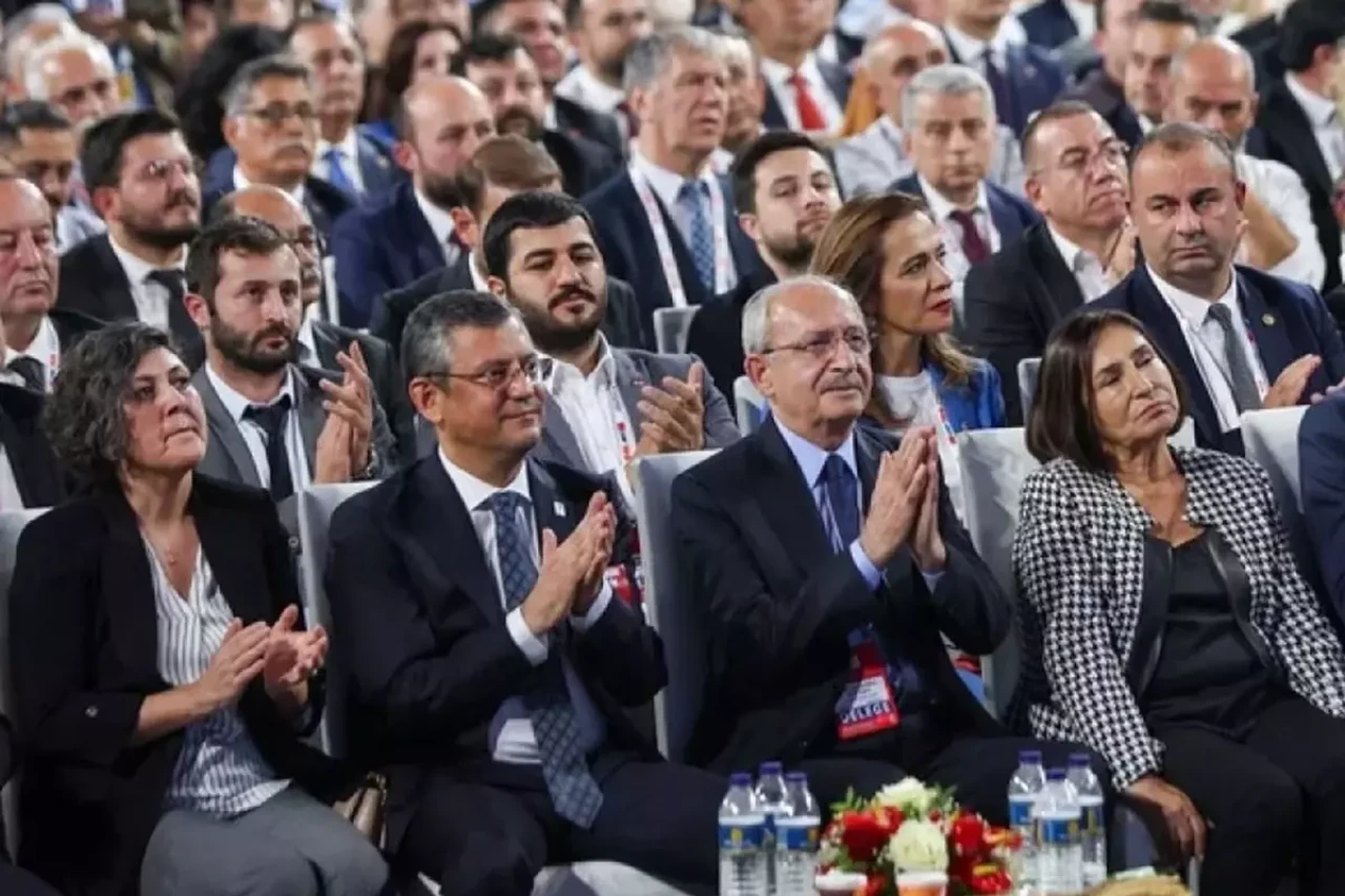 CHP kurultay davasında yeni gelişme: Mahkeme kararı kaldırıldı!