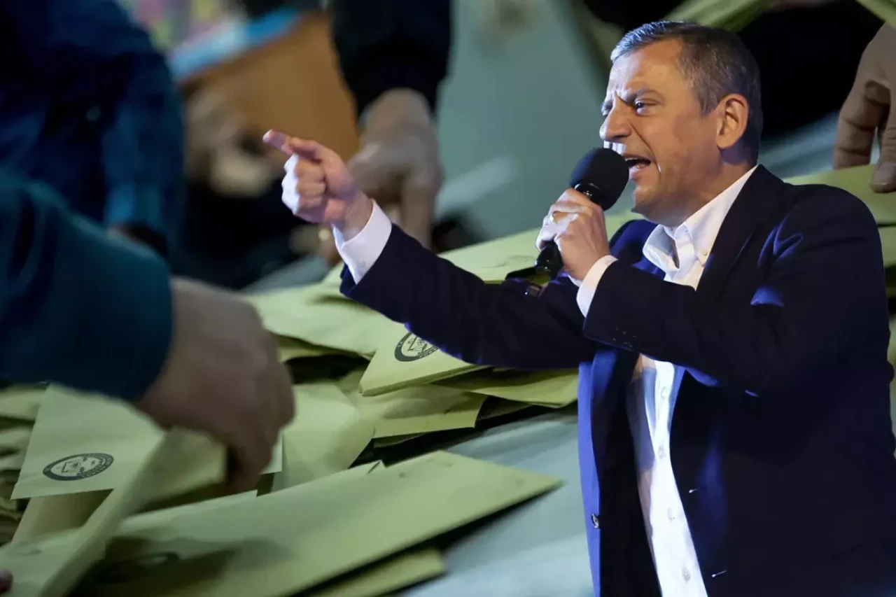 Bekir Bozdağ’dan Özgür Özel’e erken seçim yanıtı!