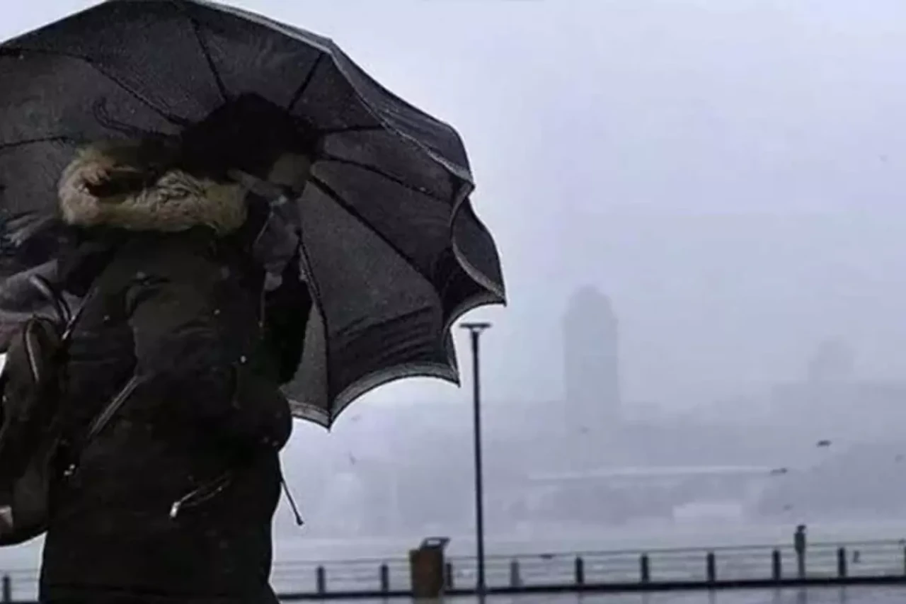 Ankara'da kuvvetli rüzgar ve fırtına alarmı!