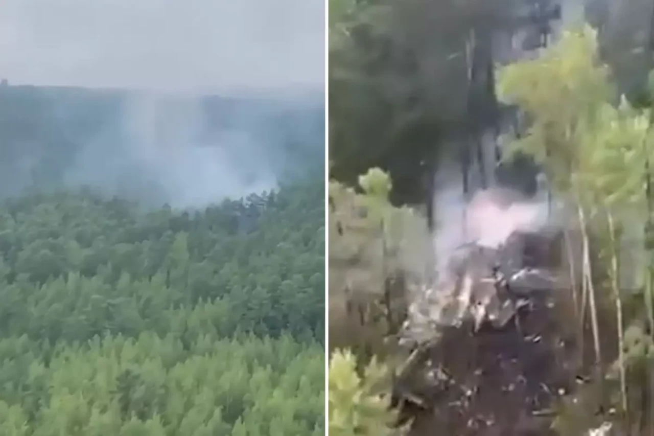 Rusya'da düşen uçağın enkazından ilk görüntüler