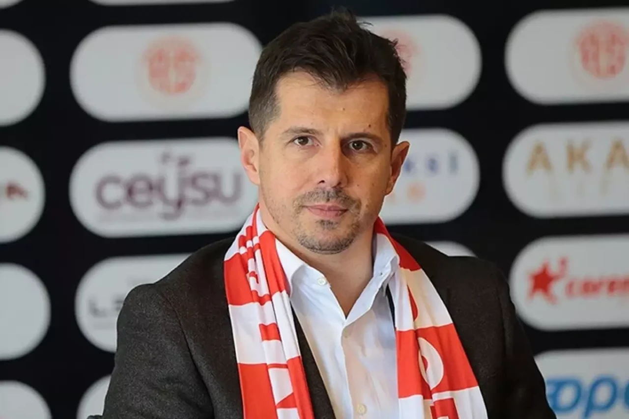 Emre Belözoğlu 8 gün önce verdiği karardan geri döndü