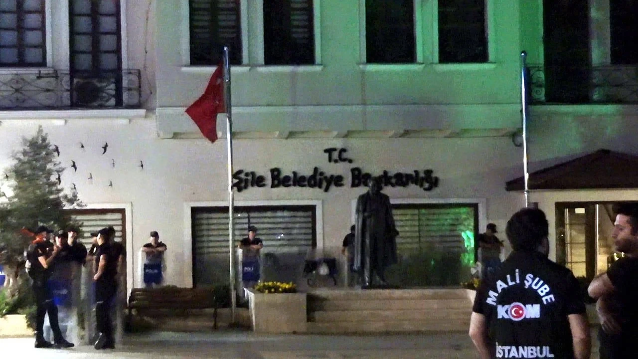 Şile Belediye Başkanı gözaltında: Rüşvet ve İhale Suçlamaları gündemde!