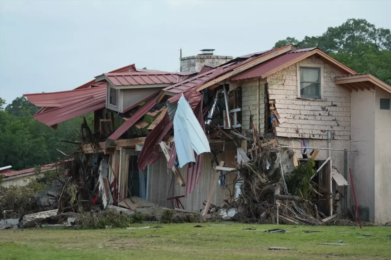 Teksas'taki sel felaketinde can kaybı 104'e yükseldi