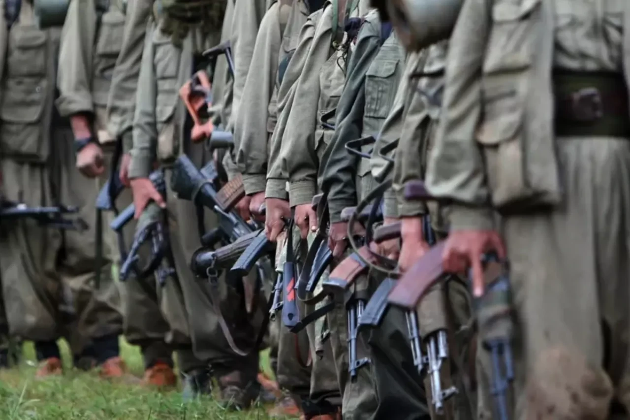 Terörsüz Türkiye sürecinde tarihi gün! PKK silah bırakıyor