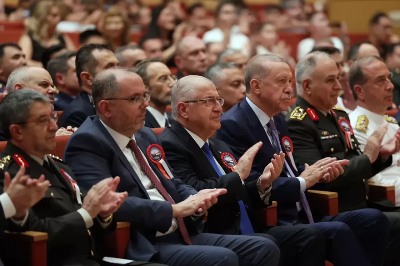 TSK'da devrim gibi değişiklik! Komuta kademesinin yaş haddi uzatılıyor