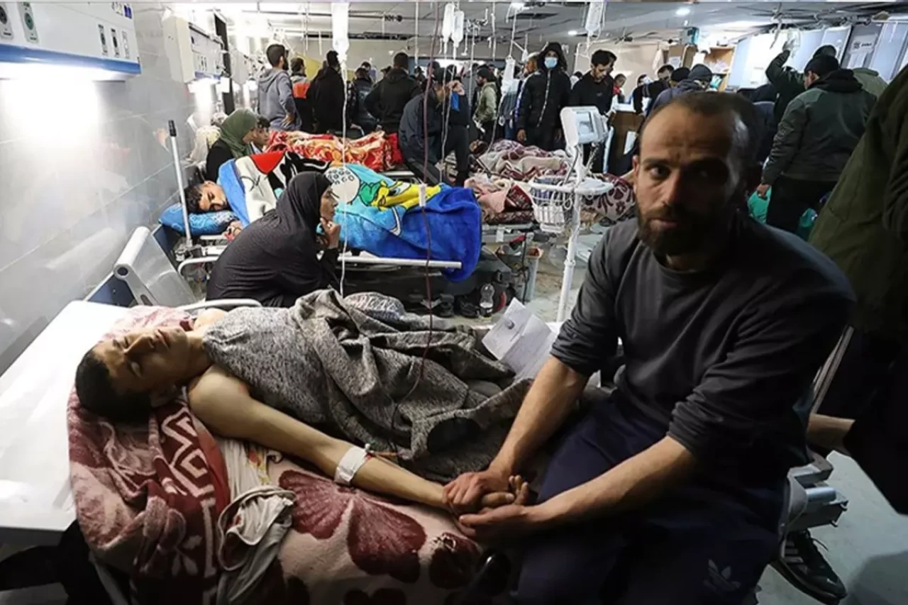 İsrail, yine insani yardım almak için bekleyen Filistinlileri vurdu: 16 ölü, 90 yaralı