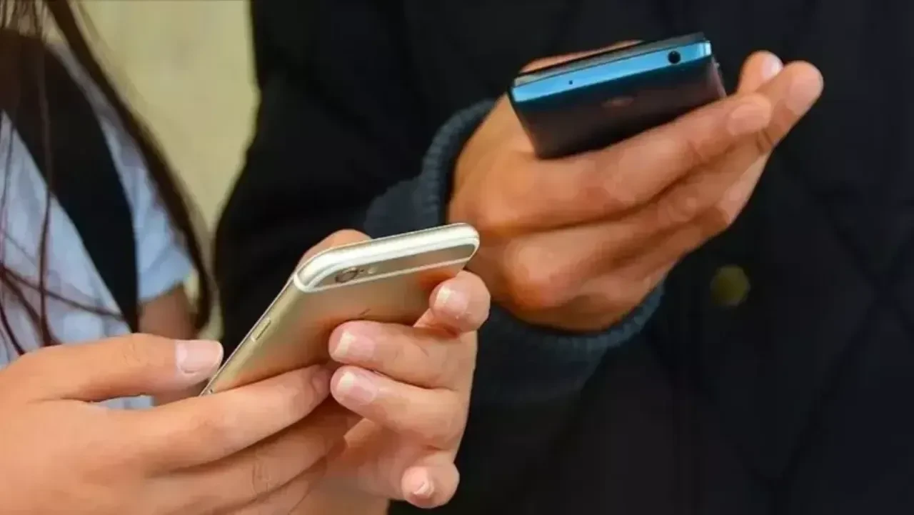 Türkiye'de mobil iletişime dördüncü operatör geliyor!