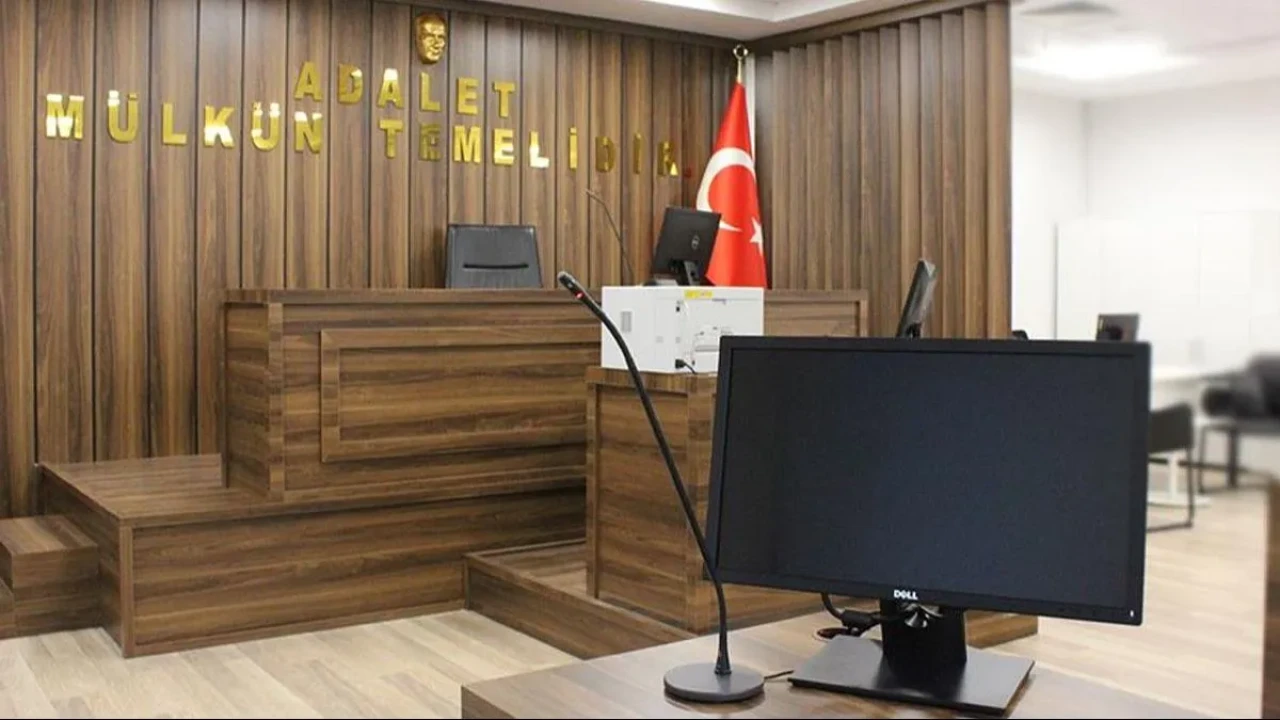 Para karşılığı FETÖ dosyalarını kapatan katibe 1190 yıl hapis talebi