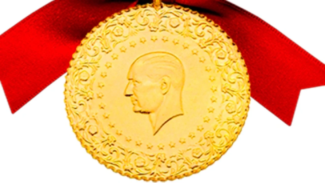 Sahte çeyrek altın yaptılar gerçeğini anlamak için Atatürk'ün gözüne bakın