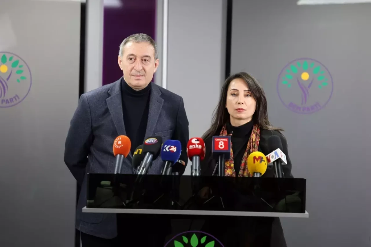 DEM Parti’den PKK’nın silah bırakmasına ilk açıklama!