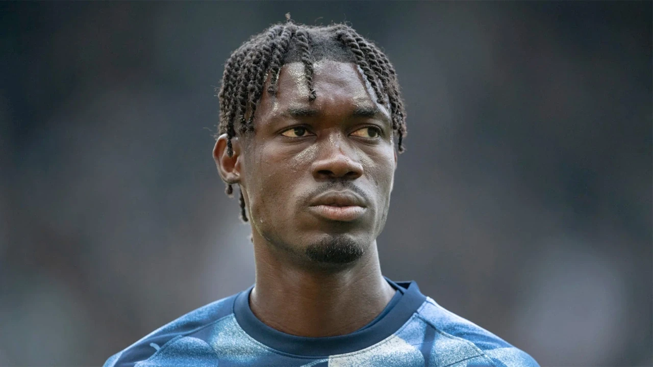 Roma bırakmak istemiyor Mourinho bizzat aradı seni takımda istiyorum