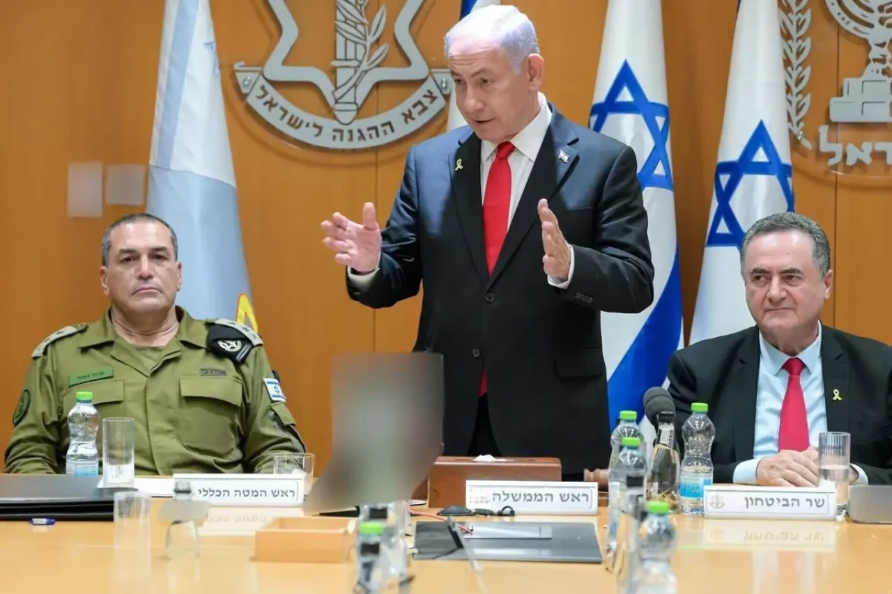 İsrail kabinesinde kavga! Netanyahu bağırdı, genelkurmay başkanı resti çekti