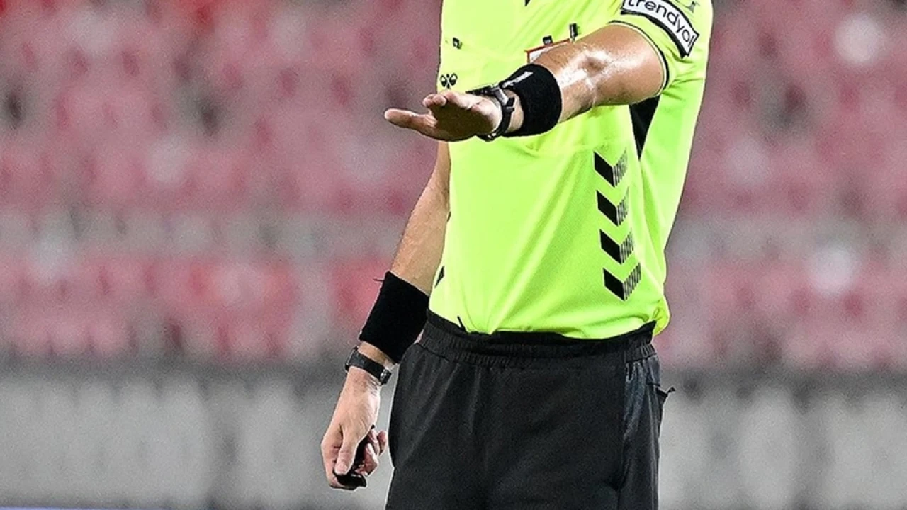 Yeni sezonda görev yapacak üst klasman ve VAR hakemleri açıklandı