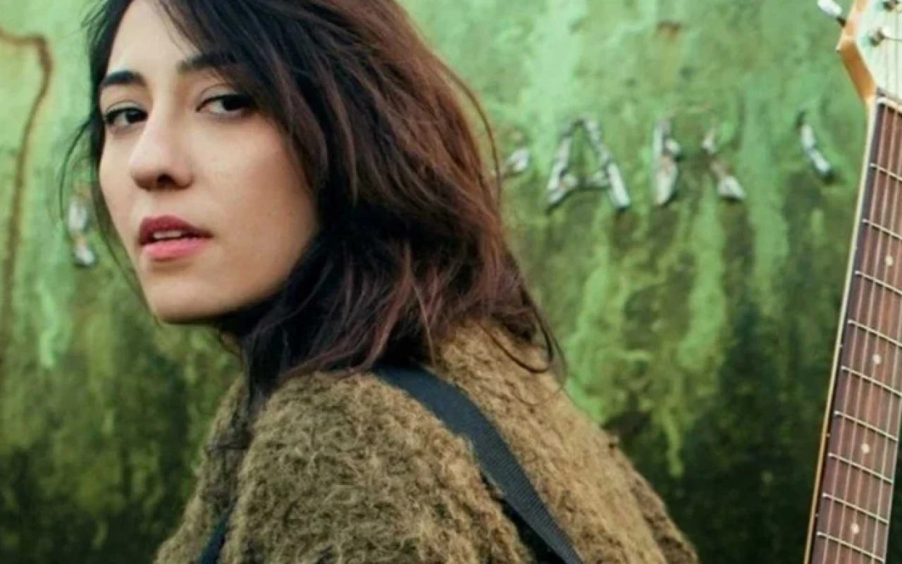 Şarkıcı Kalben’den yıllar sonra gelen taciz itirafı