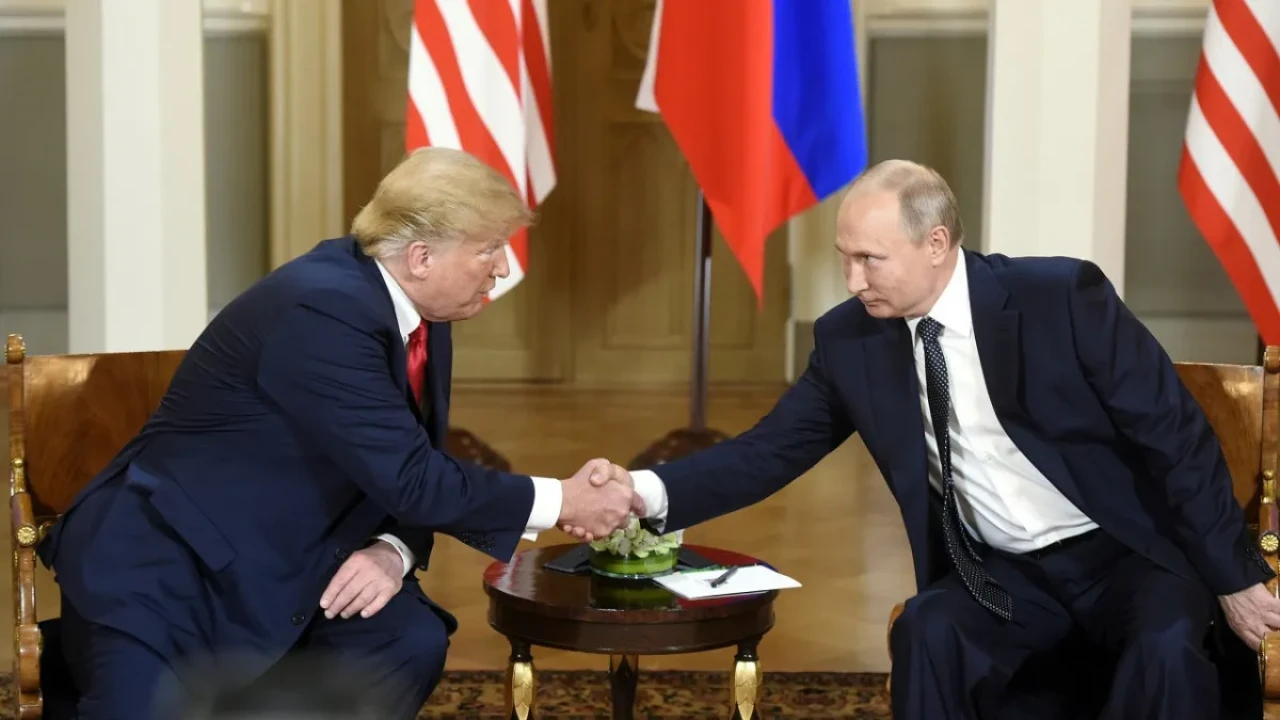 Dünyanın gözü Trump ve Putin zirvesinde : Dört farklı senaryo masada!