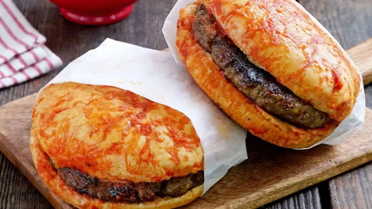 İzmir'de ıslak hamburger nerede yenir?