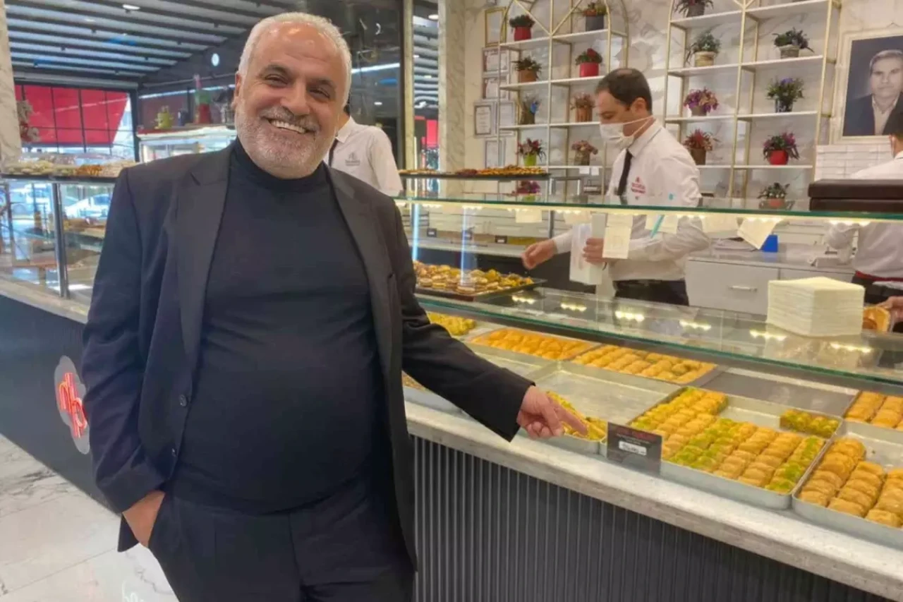 "İşsizlik yok, iş beğenmezlik var" diyen tatlıcı, iflas bayrağını çekti