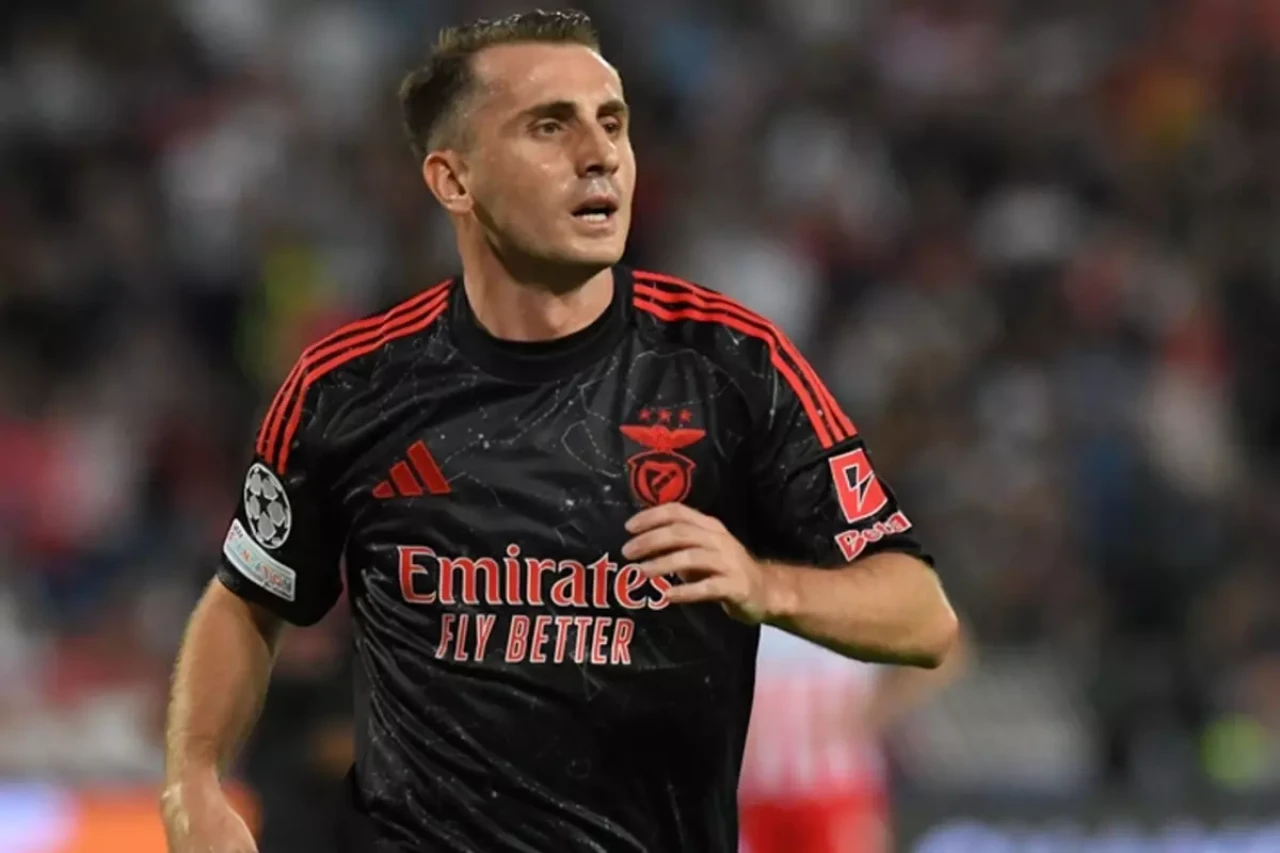 Kerem Aktürkoğlu'nun sosyal medyaya düşen fotoğrafı olay oldu