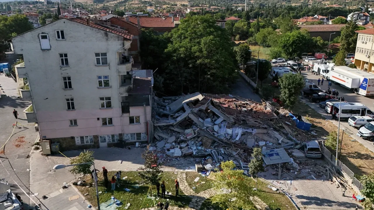 Ulaştırma Bakanlığı: Deprem süresince iletişim altyapısında sorun yaşanmadı