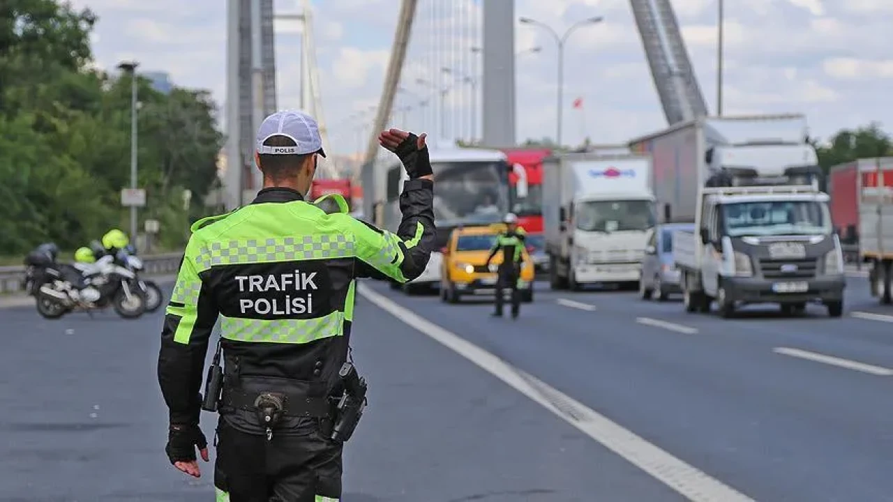 30 Ağustos'ta bu yollar trafiğe kapalı olacak: İstanbul Valiliği'nden açıklama geldi