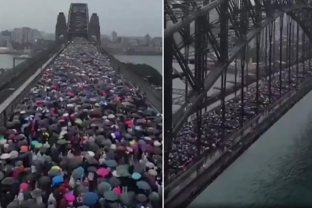 Avustralya'da İsrail'e protesto! 90 bin kişi Filistin için yürüdü!