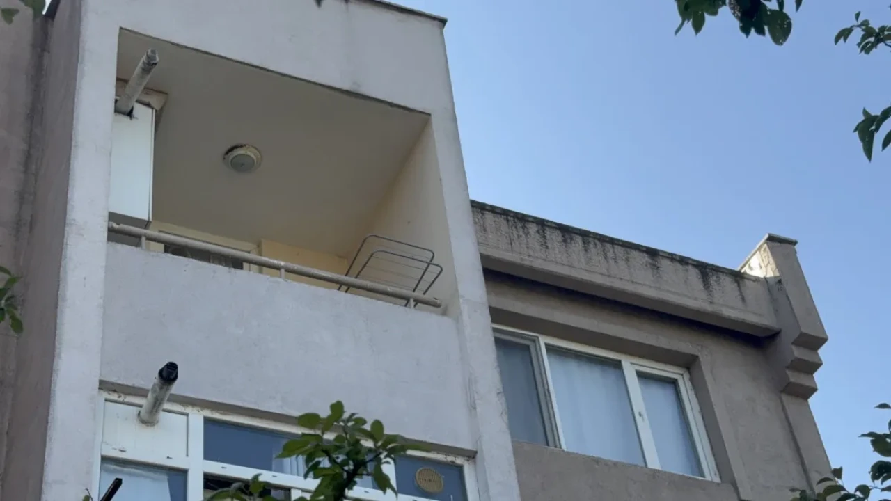 Anne, 4 yaşındaki çocuğunu öldürdü! Cesediyle 8 saat aynı evde kaldı