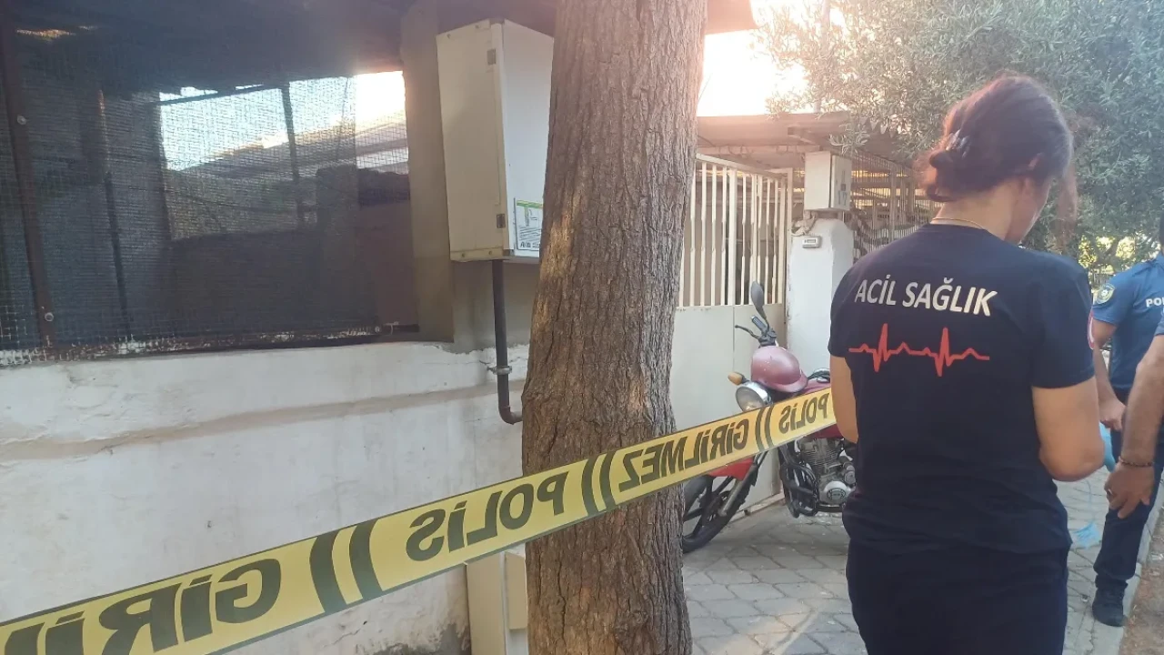 Manisa'da evde ölü bulunan genç kızın katili yakını çıktı!