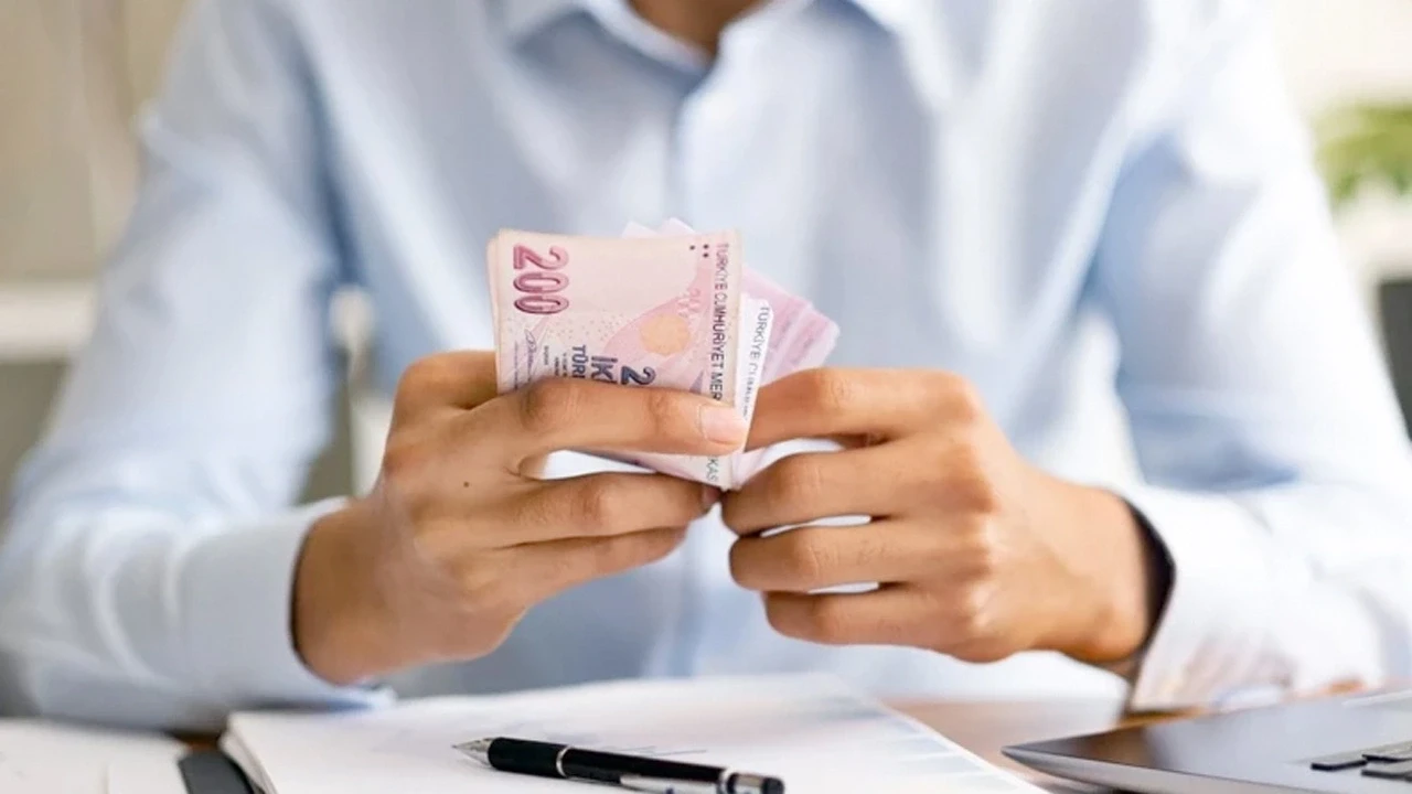 Memur zammında ilk teklif açıklandı: Memur-Sen’den sert tepki!