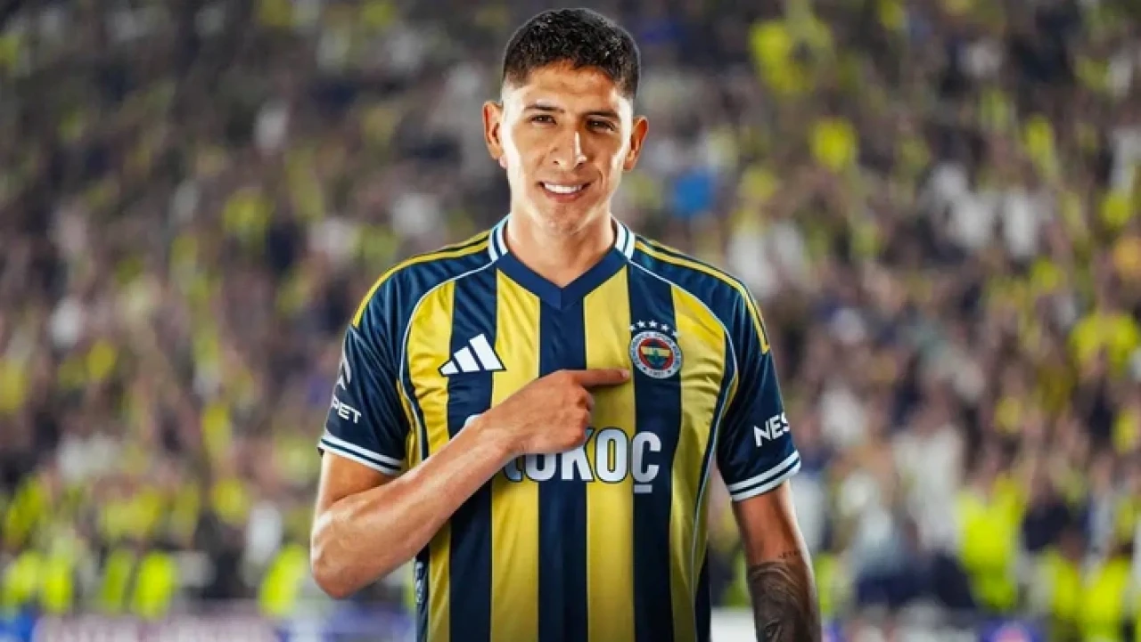 Fenerbahçe yeni transferini resmen duyurdu!