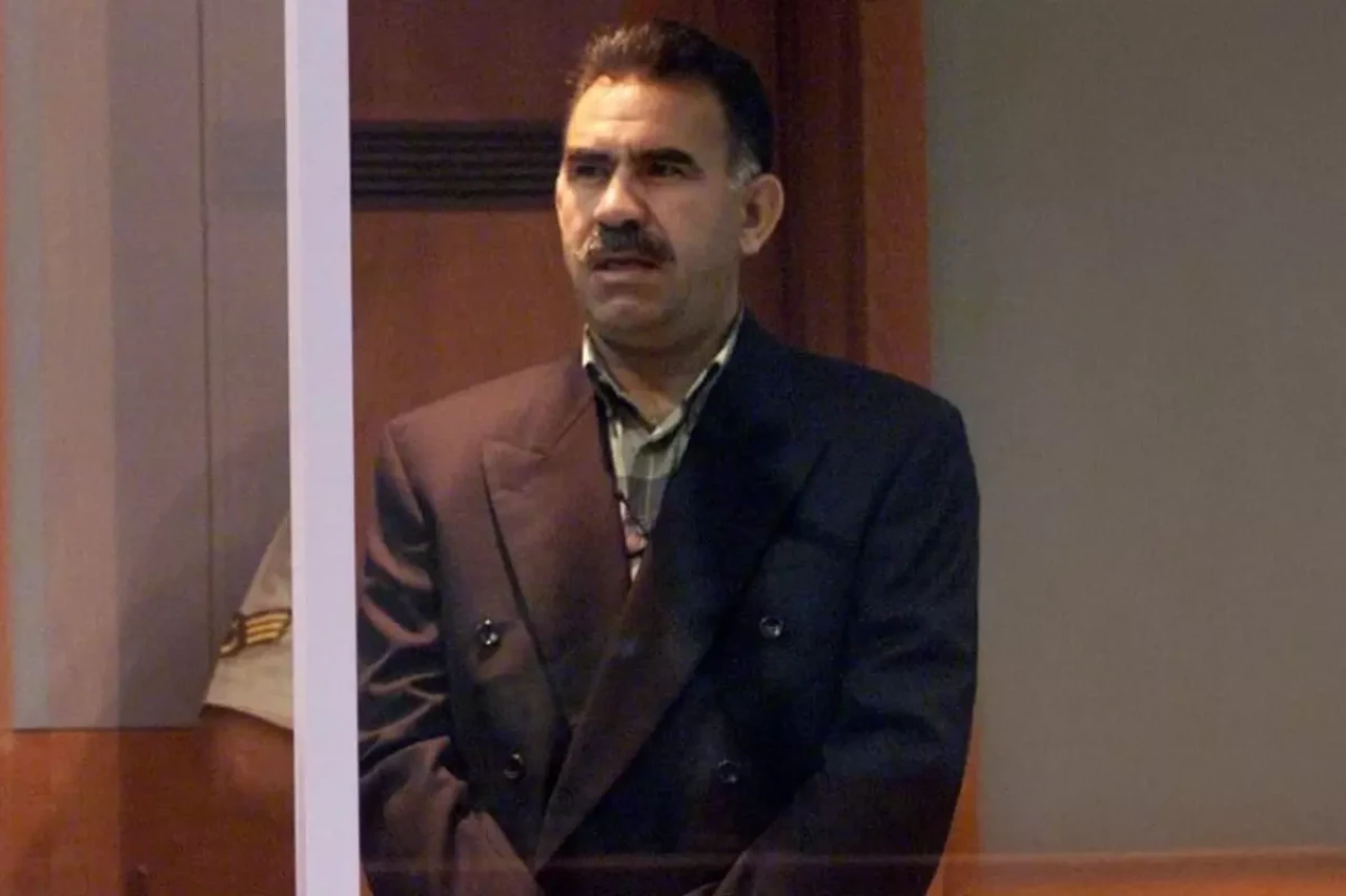 Vatandaş sordu, AK Parti son noktayı koydu: Öcalan'a af mı geliyor?