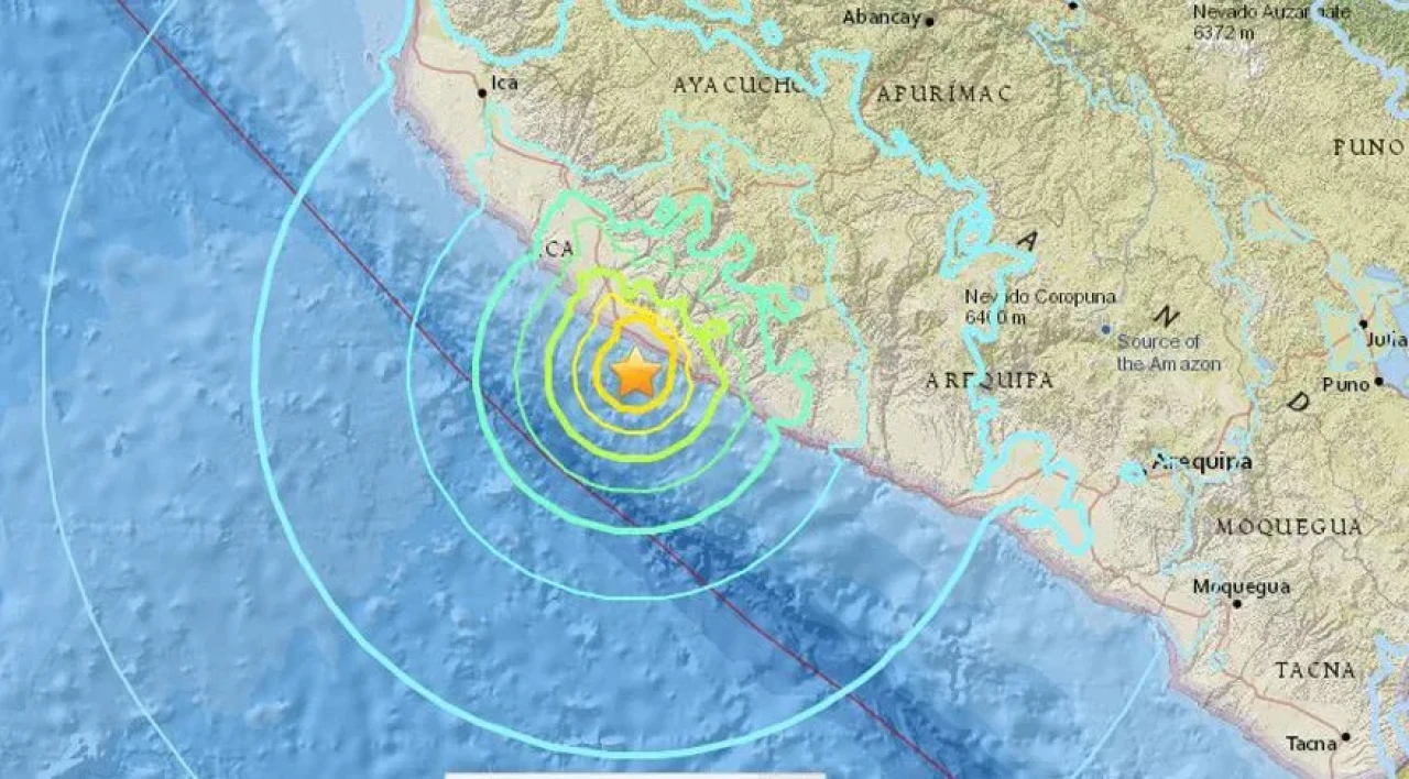 Güney Amerika'da 7.5 büyüklüğünde deprem