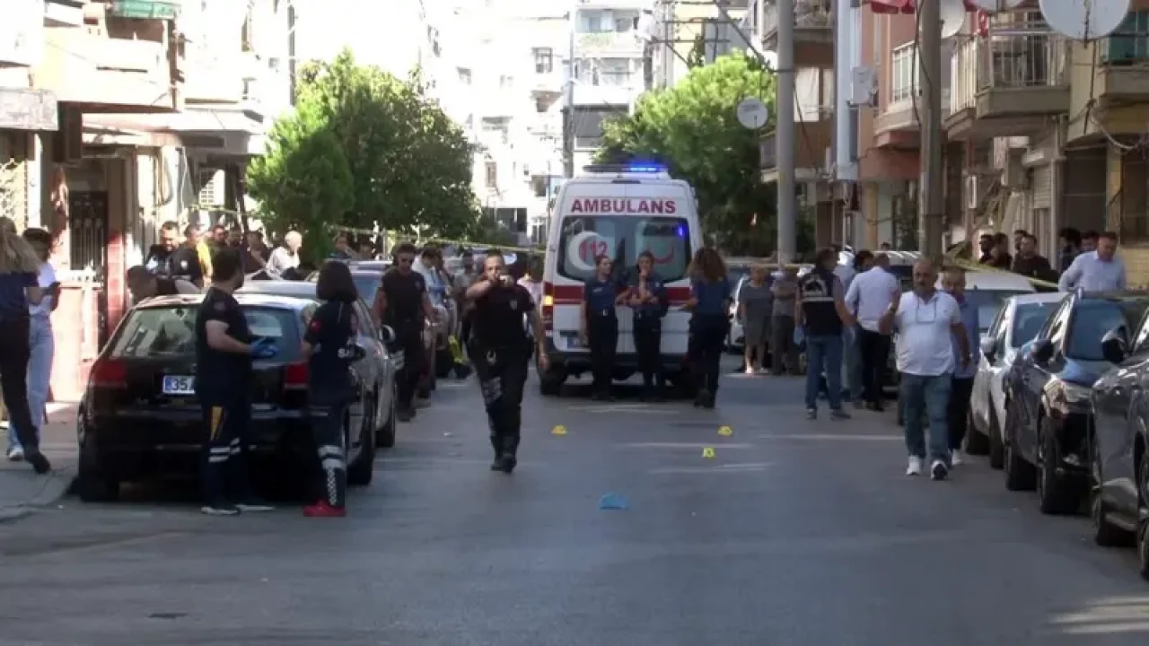Son dakika! İzmir'de karakola silahlı saldırı: 2 polis şehit oldu