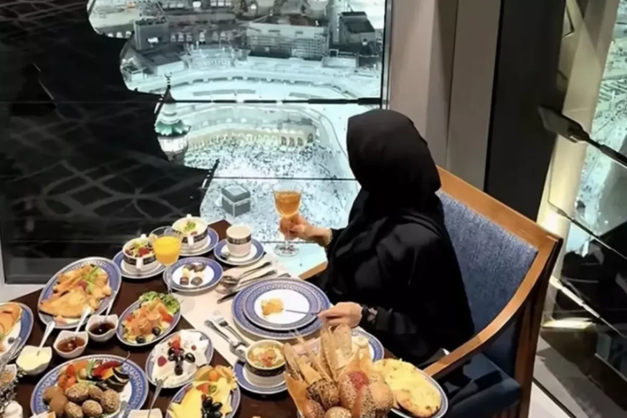 Kabe'den yapılan bu paylaşıma tepki yağıyor