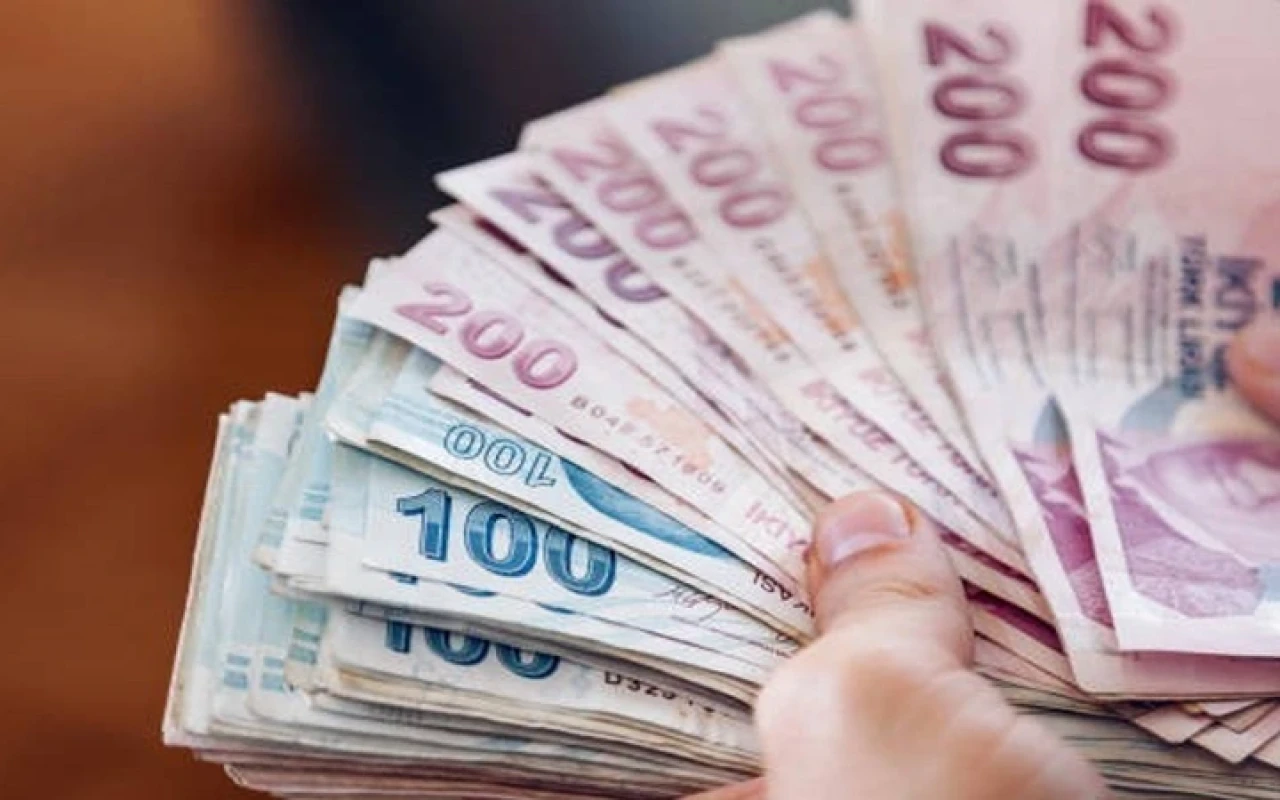 Asgari ücret için korkutan tahmin geldi! Uzman isim nokta atışı yaptı