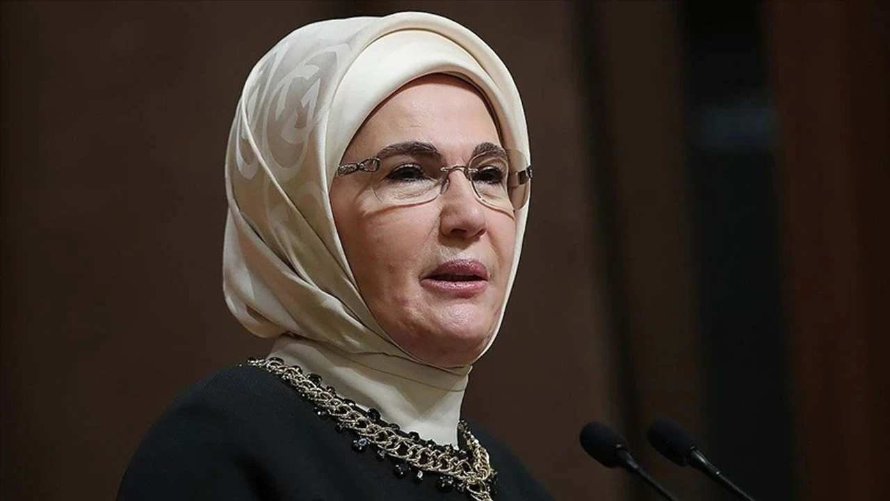 Emine Erdoğan'dan yeni eğitim öğretim yılı mesajı