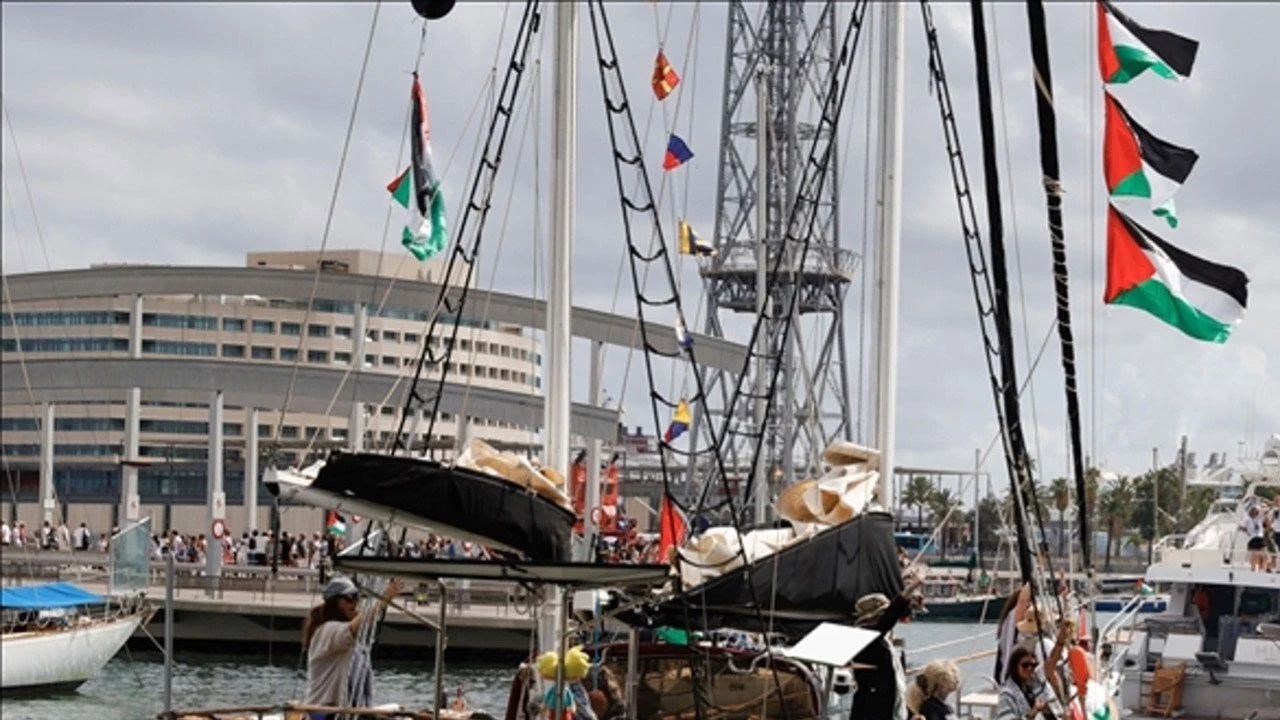 Yunanistan’da sol partilerden küresel Sumud Filosu’na destek