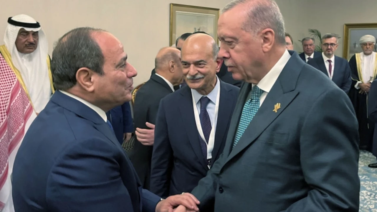 Cumhurbaşkanı Erdoğan'dan Katar'da yoğun diplomasi trafiği