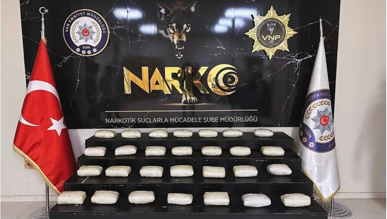 Van’da uyuşturucu operasyonu: 28 kilo metamfetamin ele geçirildi