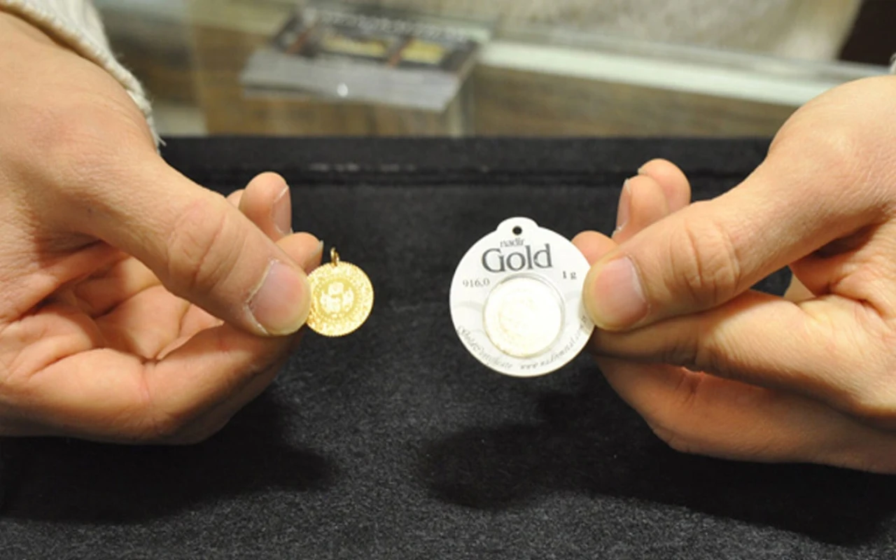 Altın fiyatları uçtu! Elinizdeki çeyrek altınlar sahte olabilir
