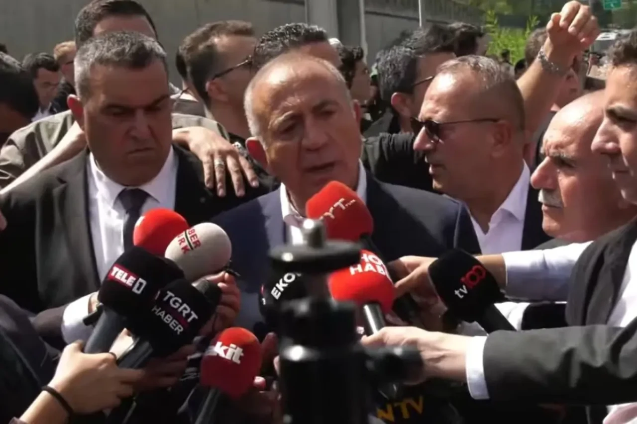 Gürsel Tekin’in “Bu bağıranların hiçbiri CHP’li değil” sözlerine CHP'den sert yanıt!