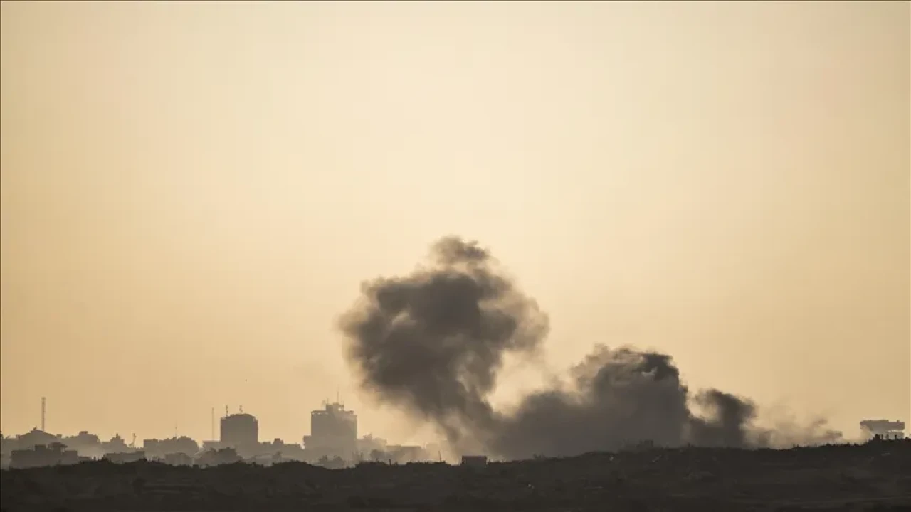 İsrail, Gazze’de 16 katlı Mekke Kulesi’ni yıktı