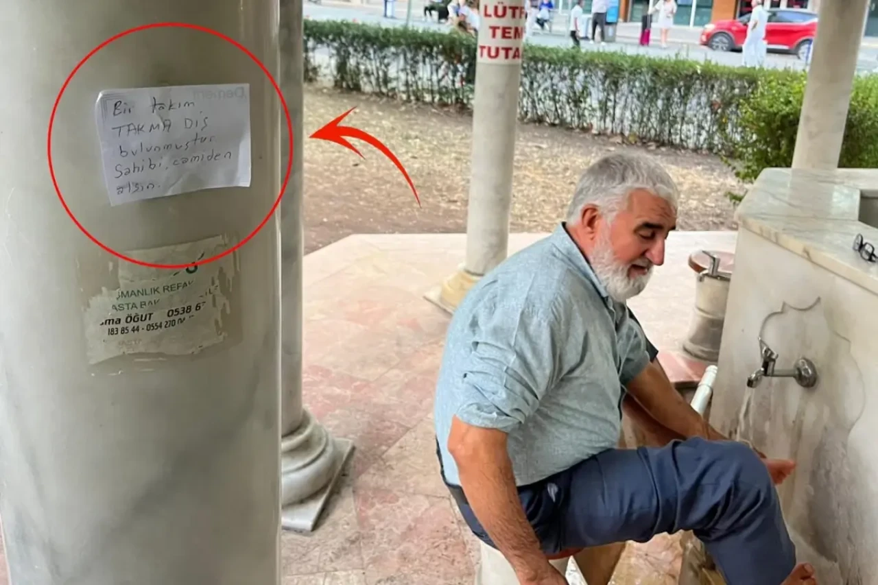 En olmayacak şeyi camide unuttu, cemaat şaşkına döndü